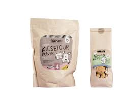 Degradable pet food packaging